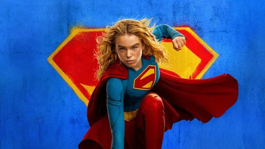 Likainen, hauska ja yllättävän synkkä Supergirl