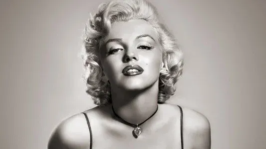 Marilyn salaliitto ei ota rauhoittuakseen: Monroe haki viisumia Neuvostoliittoon